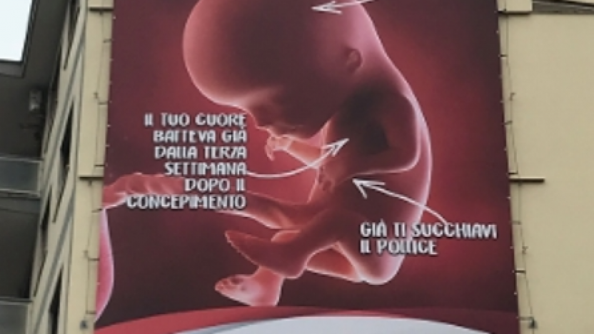 Rom: Plakat til forsvar for livet bliver fjernet