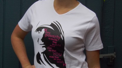 T-shirt: 'Mother Teresa' (v-hals)